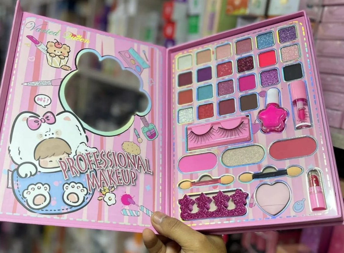 33 in 1 Professional Makeup Girls Makeup Kit