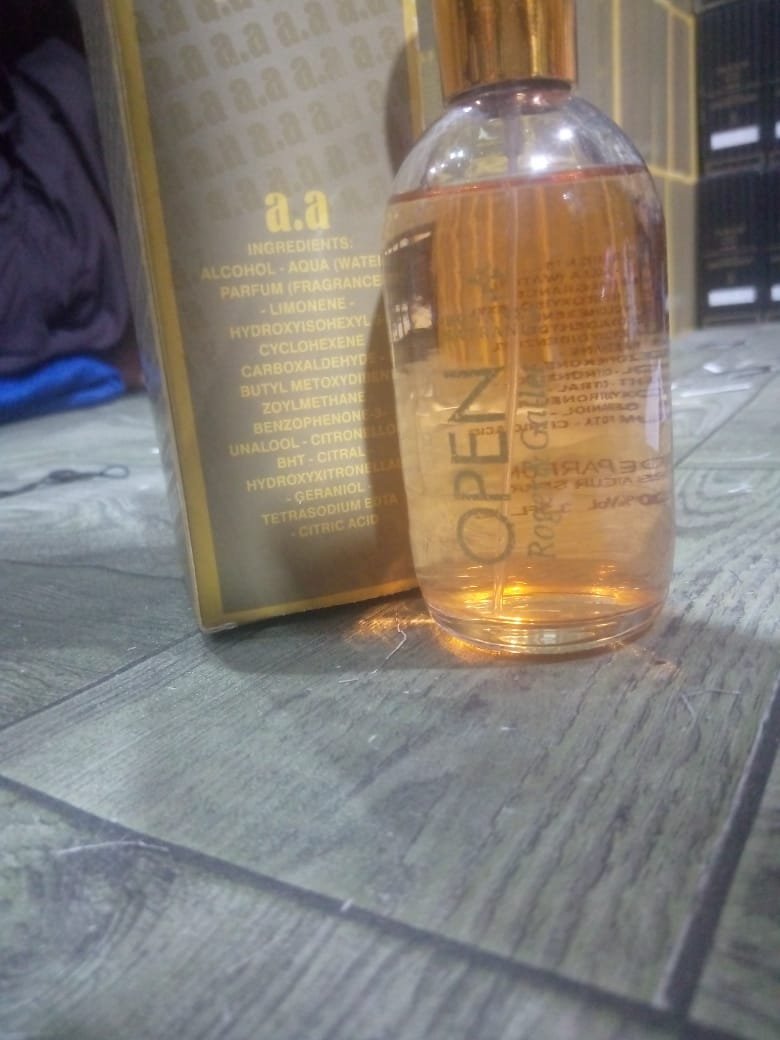 Open Roger & Gallet Perfume - Image 5