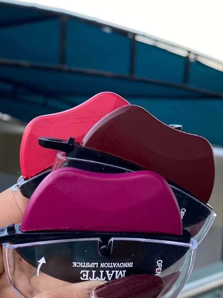 Yaxi Lip Design Solid Lipstick - Image 3